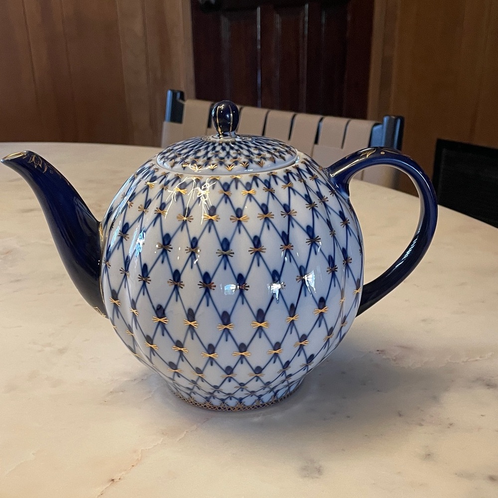 Elegant Lomonosov Porcelain Teapot